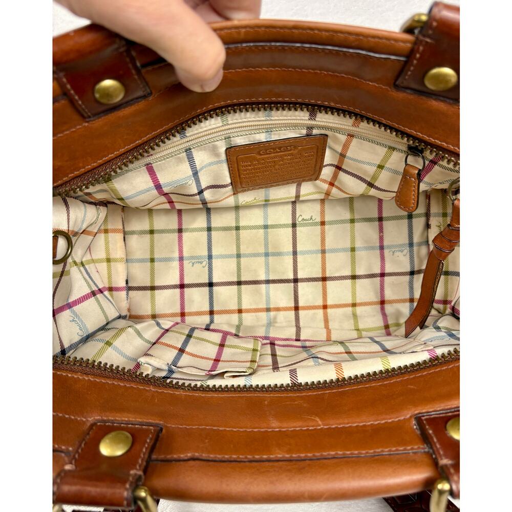 Coach Vintage Y2K Legacy Bleeker Flap Shopper in Brittish Tan Vachetta Leather - Picture 12 of 16
